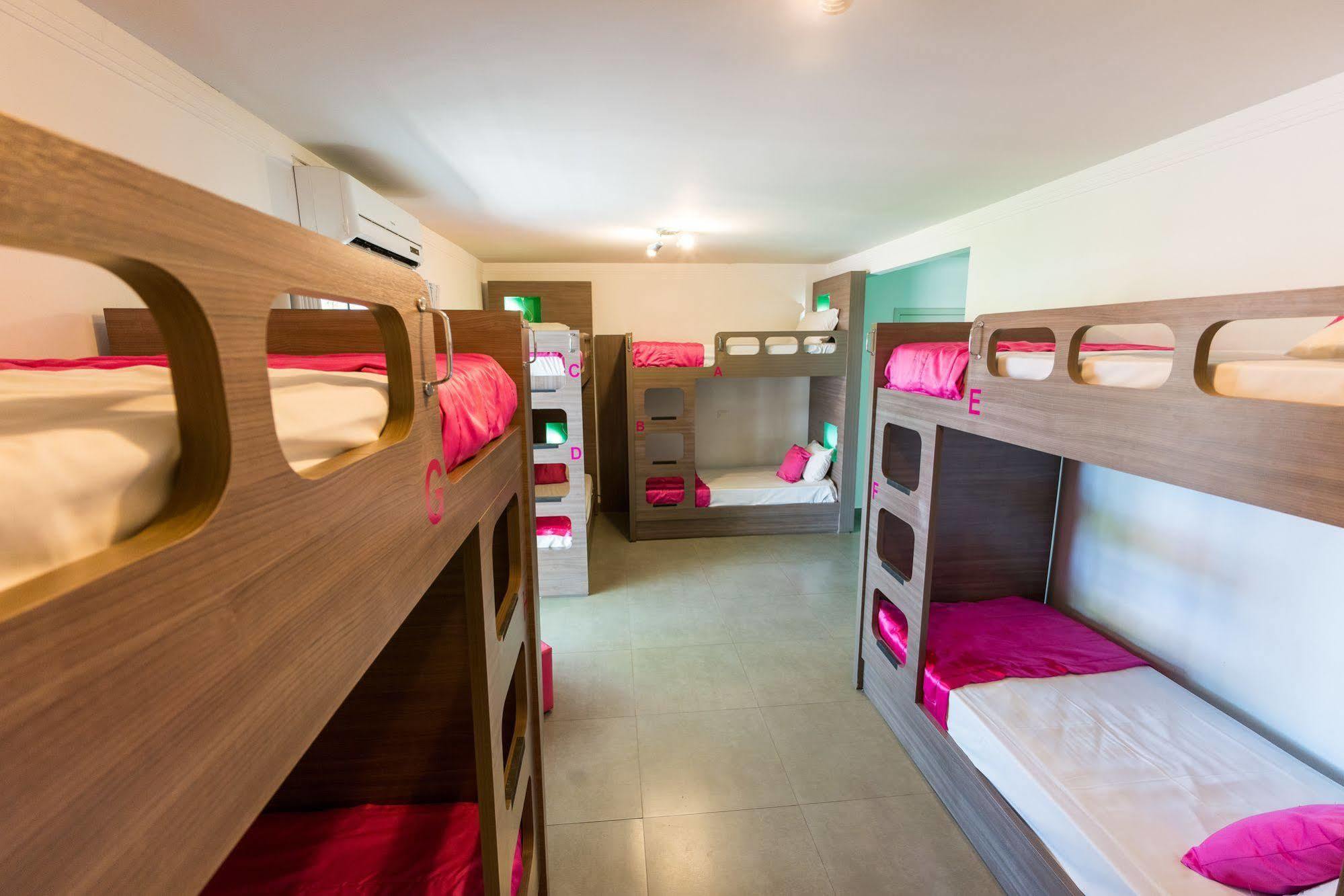 Concept Design Hostel & Suites Foz do Iguacu Exterior photo