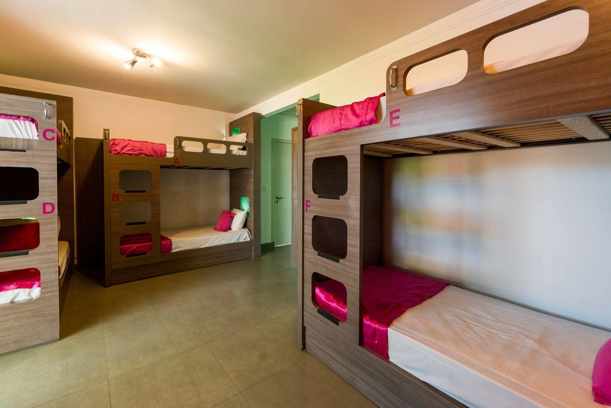 Concept Design Hostel & Suites Foz do Iguacu Exterior photo